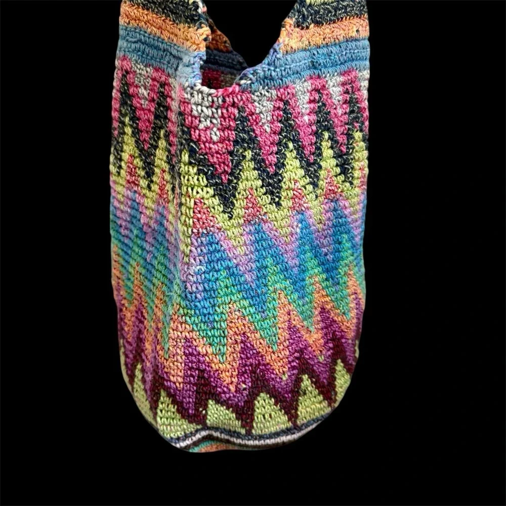 Vtg Y2K 90s Crochet Crossbody Bag Boho Rainbow Bucket Purse Hobo Hippie Festival